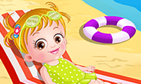 Baby Hazel op het strand