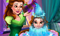 Belle : Bain de bébé